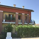 Apt.5 - Residence Delle Rose